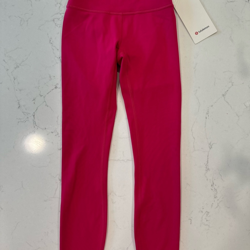 Lululemon Wunder Train $98MSRP - Picture 11 of 11